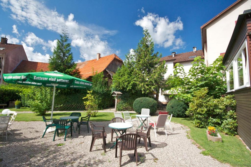 Lautenbach Gasthof Und Pension Zum Kreuz מראה חיצוני תמונה